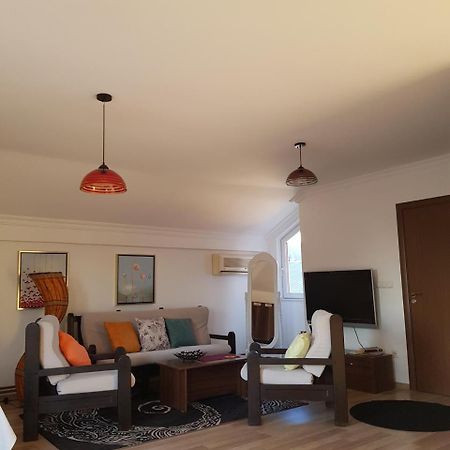 Hotel Kika Priştine Dış mekan fotoğraf