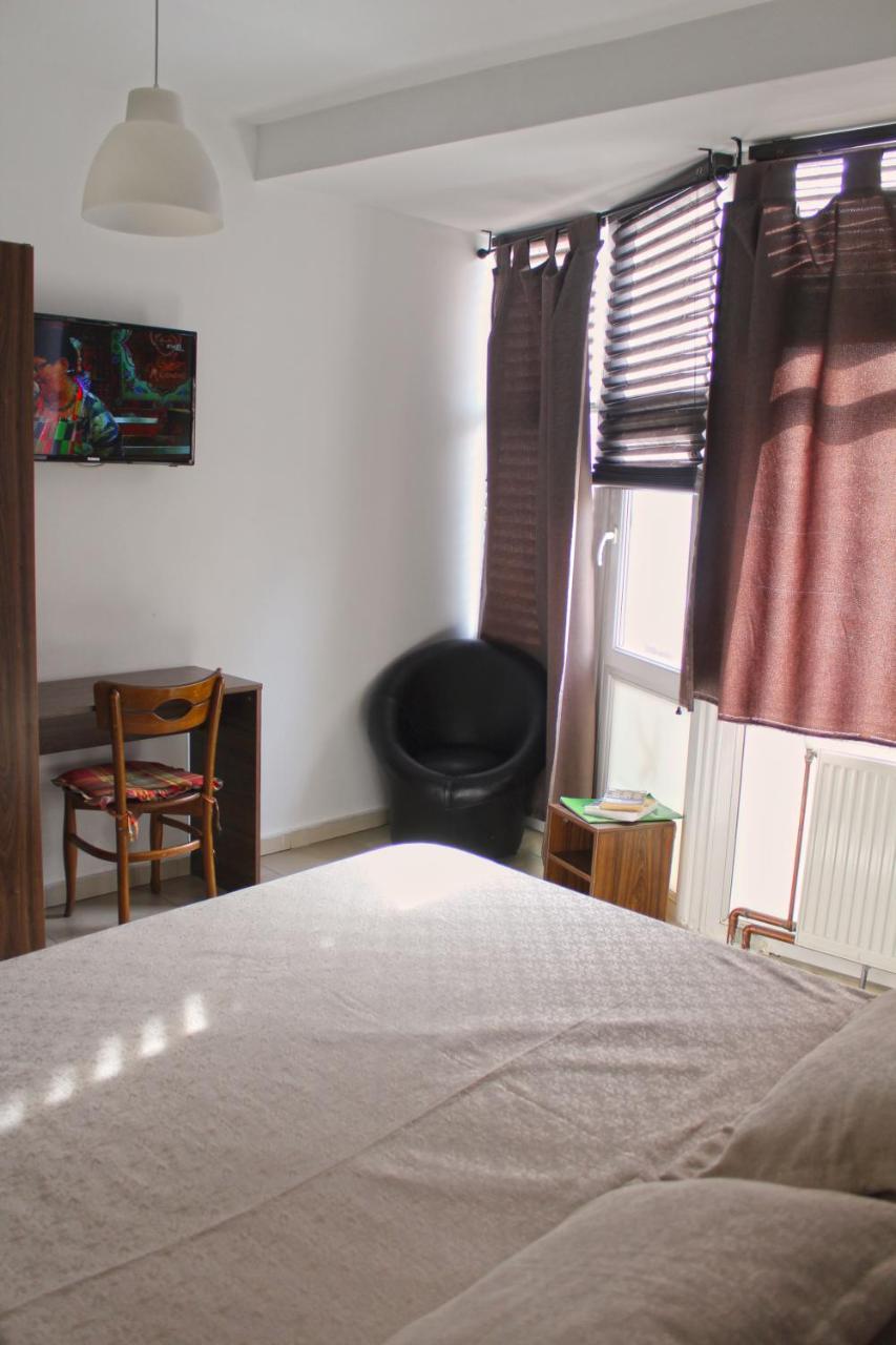 Hotel Kika Priştine Dış mekan fotoğraf