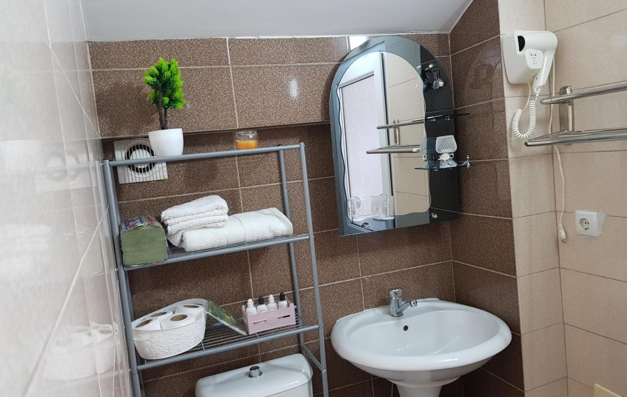 Hotel Kika Priştine Dış mekan fotoğraf
